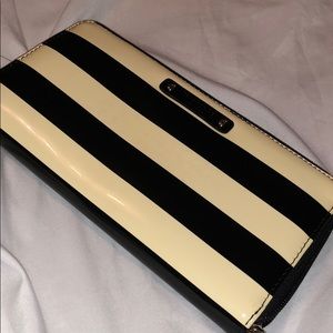 Kate Spade New York- Wallet black and cream